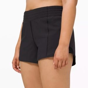 Lululemon Hotty Hot High-Rise Lined Short 4"